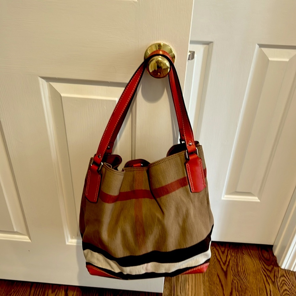 Burberry tote